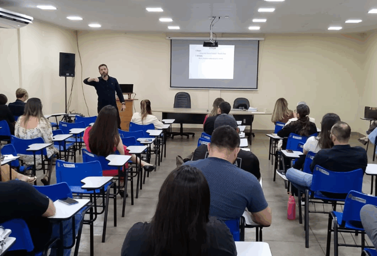 Polícia Civil do Acre promove capacitação focada no atendimento a vítimas de violência doméstica