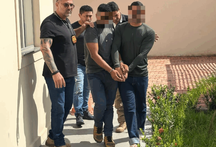 Polícia Civil cumpre mandado de prisão e captura dois acusados de crimes graves em Xapuri