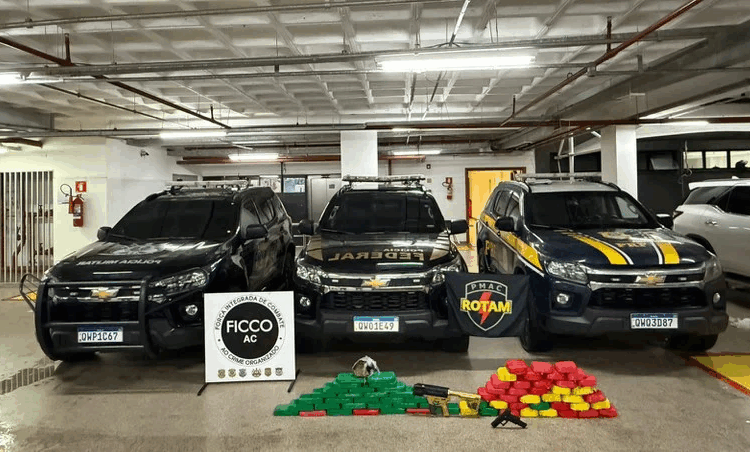 Polícia Civil participa de operação integrada da FICCO/AC que apreende grande carregamento de drogas e armas de fogo