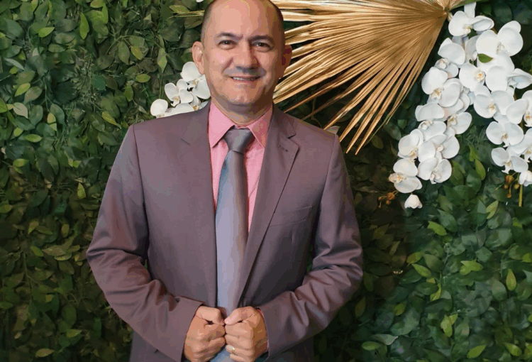 Delegado Francisco Canidé Dantas se aposenta após 21 anos de dedicação à Polícia Civil do Acre