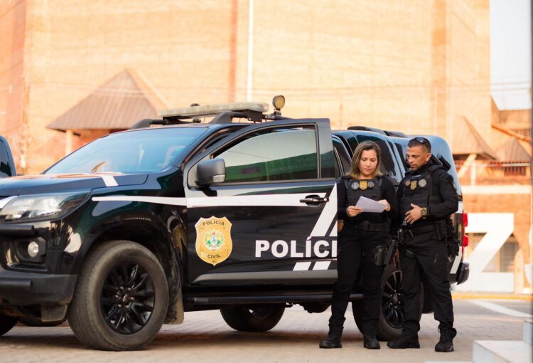 Polícia Civil cumpre mandados de prisão contra investigados por crimes graves em Cruzeiro do Sul