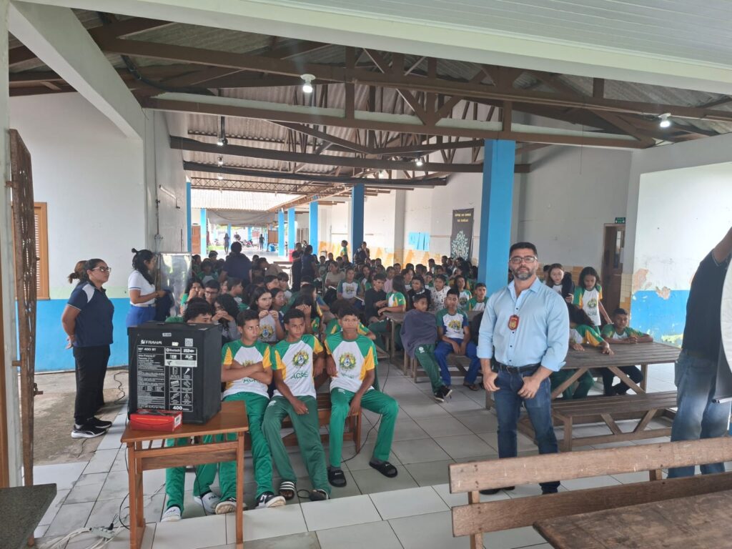 Policiais Civis do Acre fazem palestra sobre violência doméstica em escolas públicas da região do Juruá | Cidade AC News – Notícias do Acre